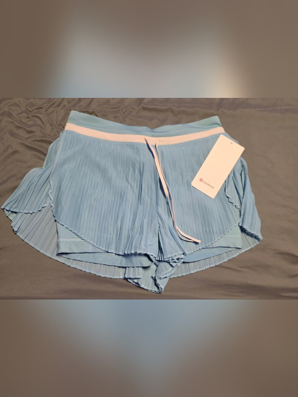 Lululemon Ace Advantage Pleated Tennis Short 2" Size M Seafoam/Light Ivory New